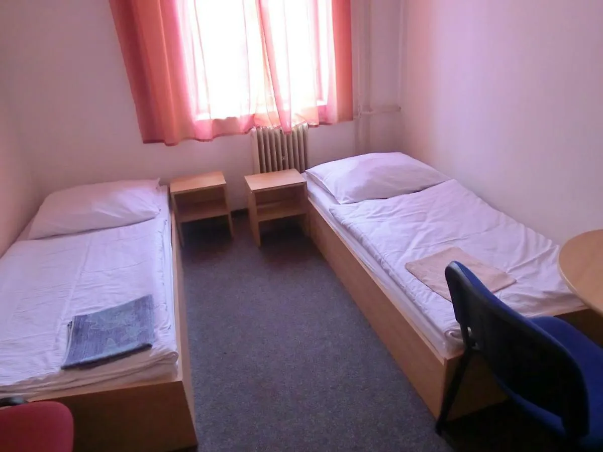 Hostel Milano Mariańskie Łaźnie 0*,  Czechy